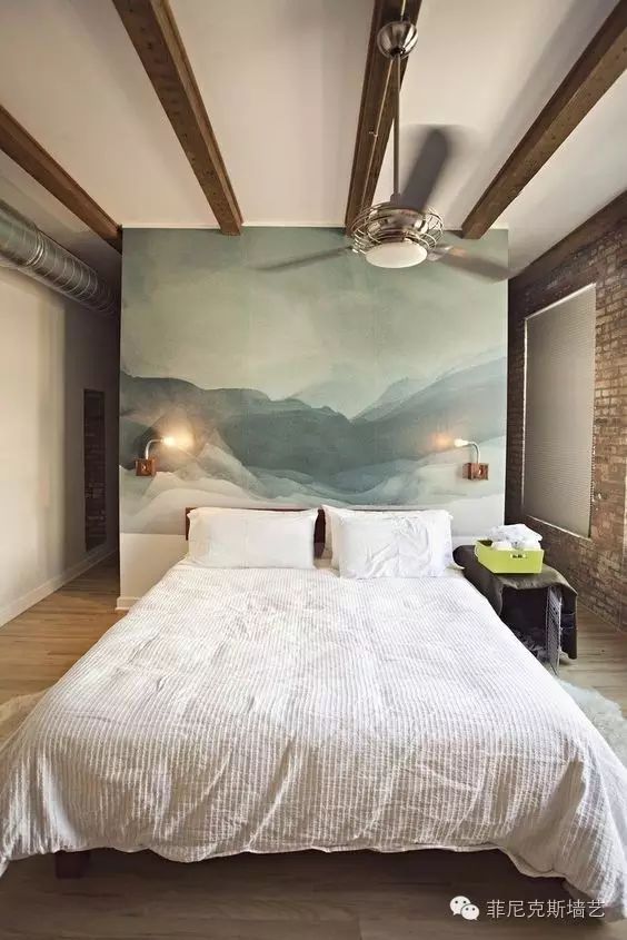 卧室手绘墙画选什么画卧室内要有温馨、安静的氛围